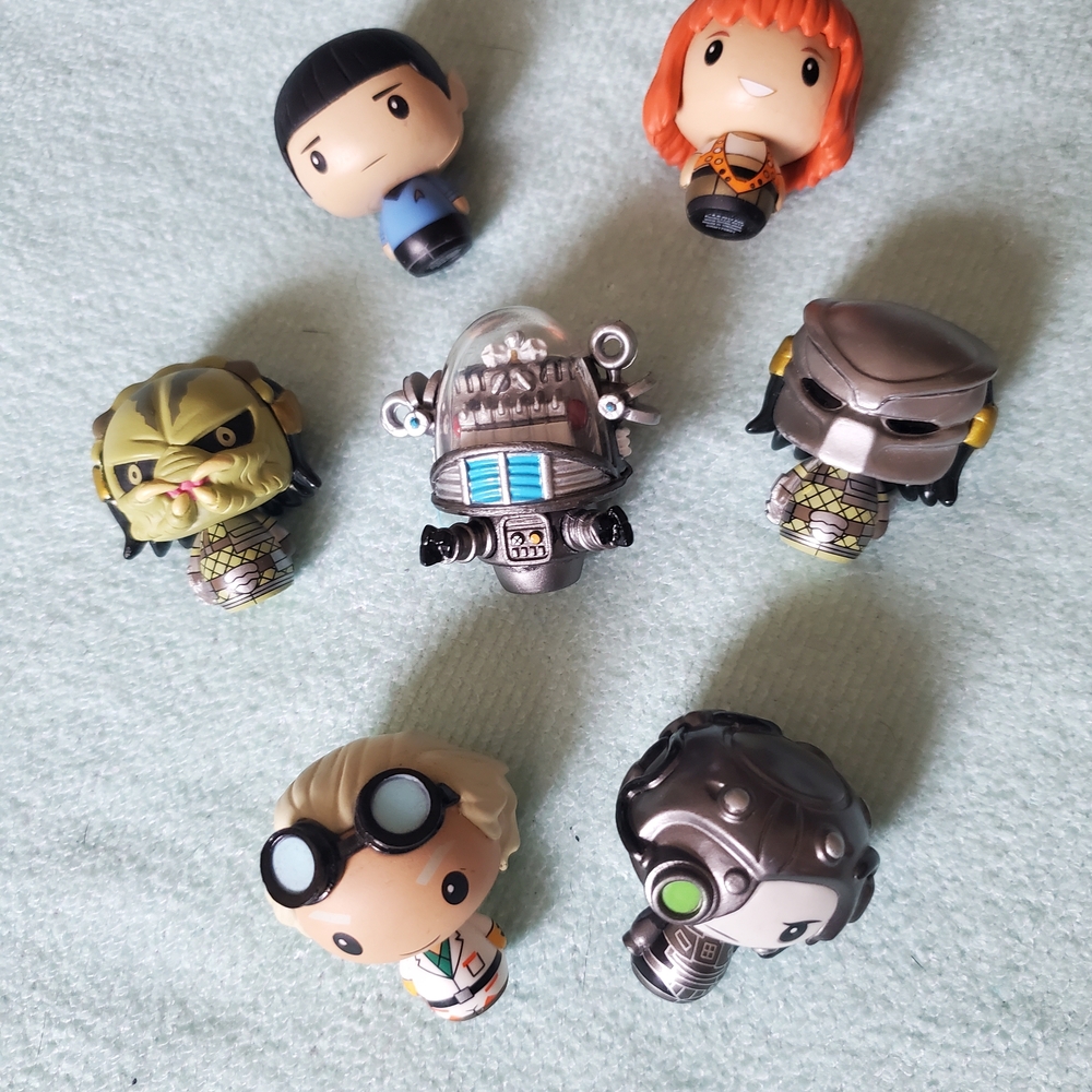 Funko Sci-Fi Heros Bilnd Bag Mini Figures - Picture 2 of 12